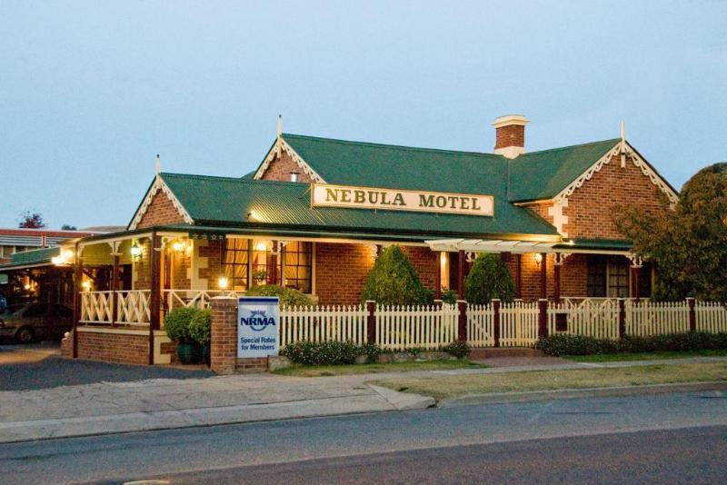 Nebula Motel Cooma Exterior photo